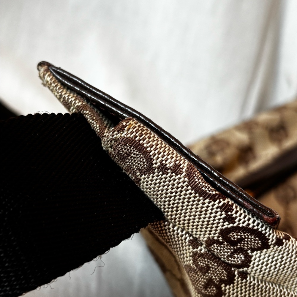 Gucci GG Monogram Double Pocket Belt Bag - Picture 15 of 16